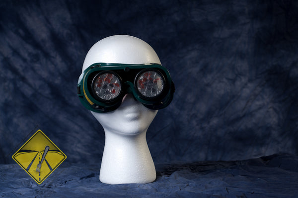 A simulator of diabetic retinopathy with a visual acuity of 20/100